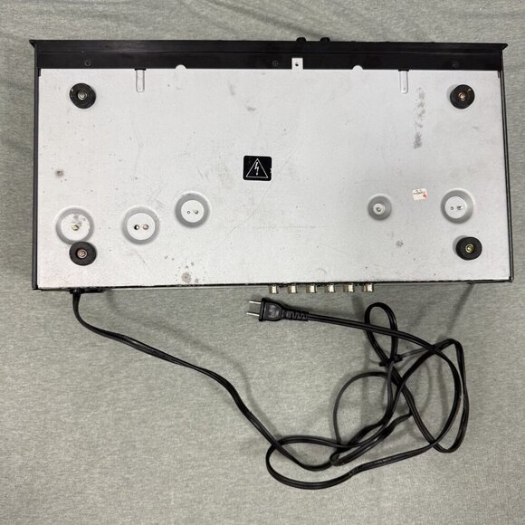 BSR Model EQ-3000 POWERS ON- FOR PARTS - Picture 10 of 10